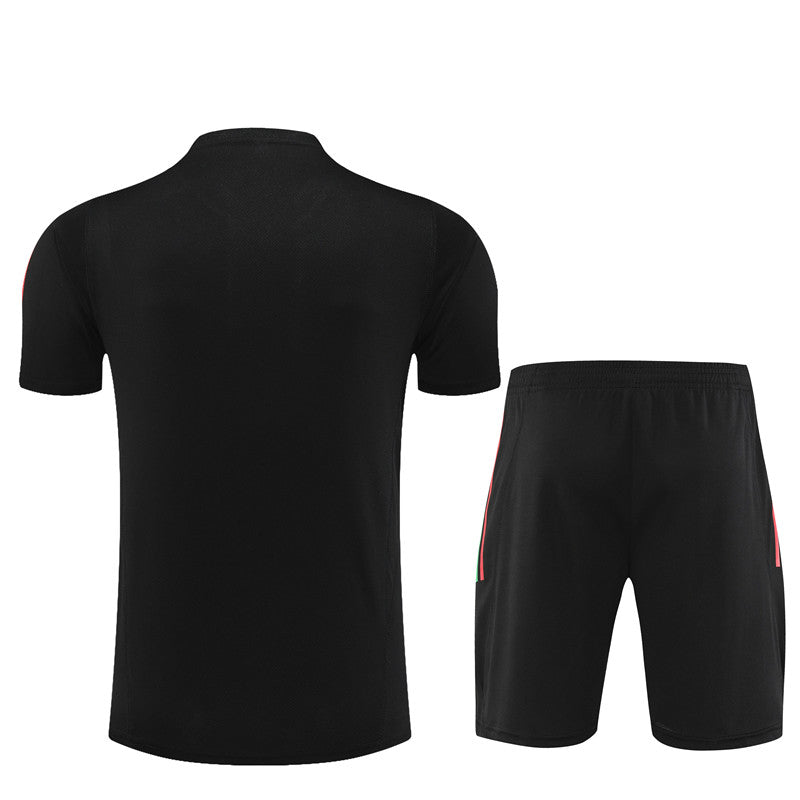 Camisa de treino adulto + short Manchester United 2023/24 14001