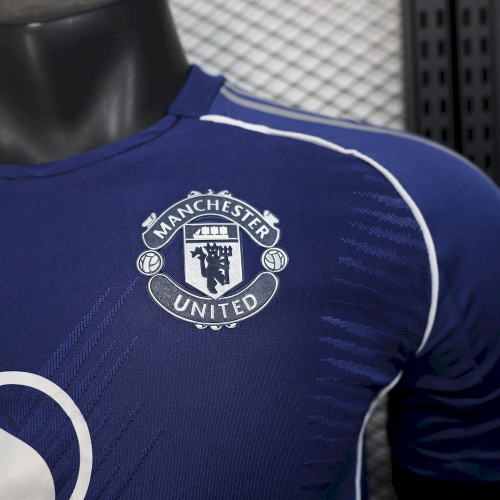 Men's Manchester United 2025/26 Blue Shirt Player Edition