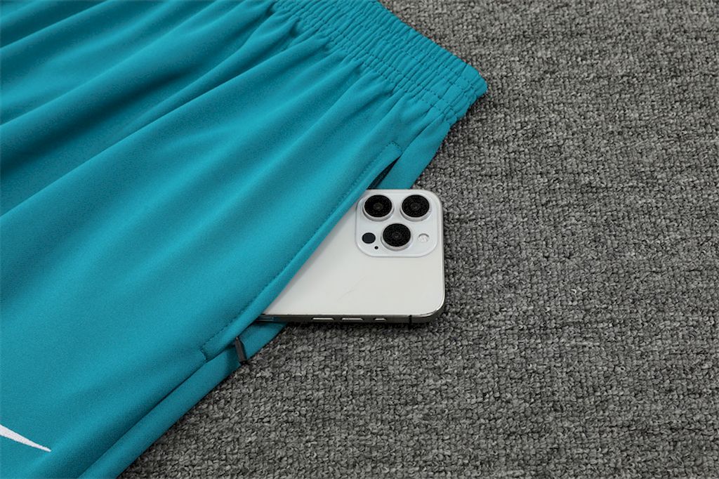 Camisola e Calça Adulto Portugal 2024/25 Meio Fecho 14001