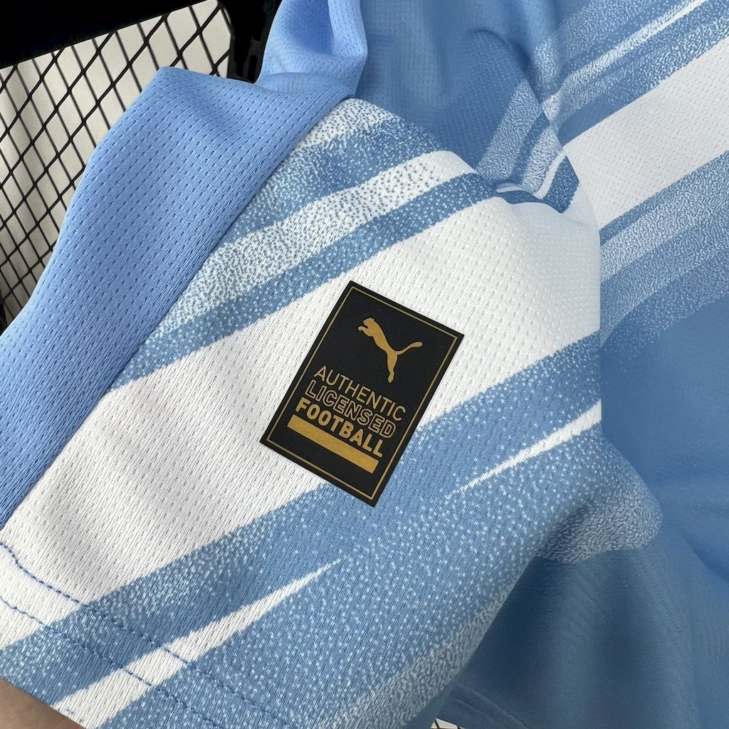 Camisa titular do Manchester City 2025/26