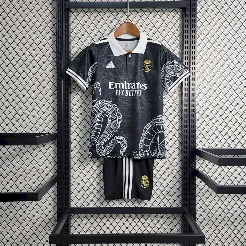 Kit Infantil Real Madrid 2022/23 Black Dragon Edition