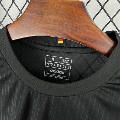 Camisa preta comemorativa dos 125 anos da Alemanha 2025/26