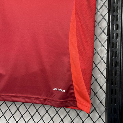 Camisa titular do Manchester United 2024/25