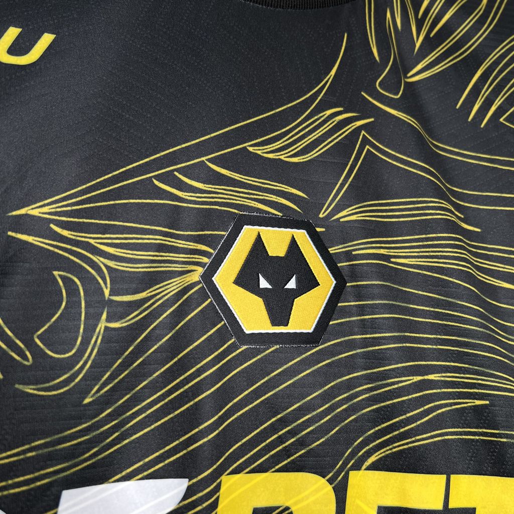 Camisa reserva do Wolves 2024/25