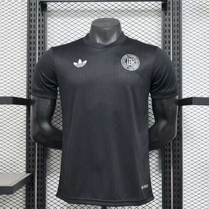 Camisa preta edição especial da Alemanha temporada 2025/26 versão jogador