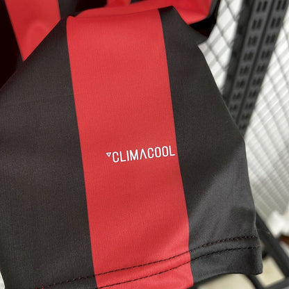 Camisa retrô titular do AC Milan 2017/18