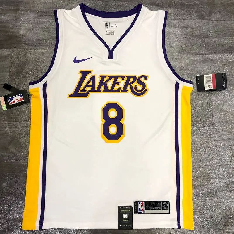 Camisa Kobe Bryant Masculina Branca Versão Jogador – Edição Clássica Retro