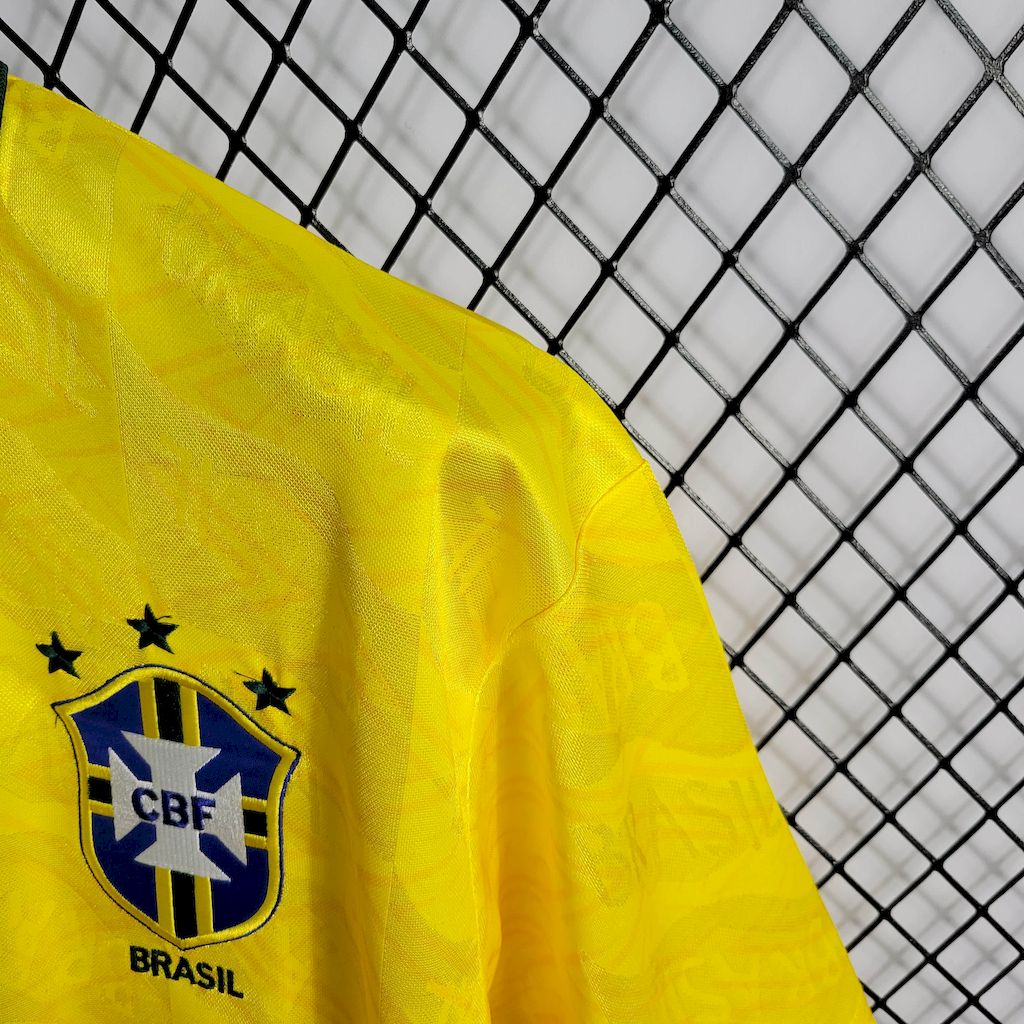 Camisa retrô titular do Brasil 1991/93