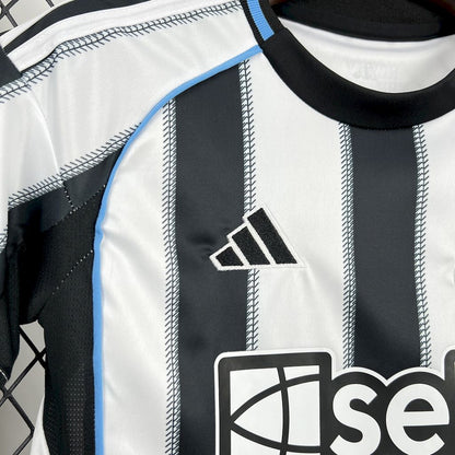 Kids Newcastle United 2025/26 Home Kit