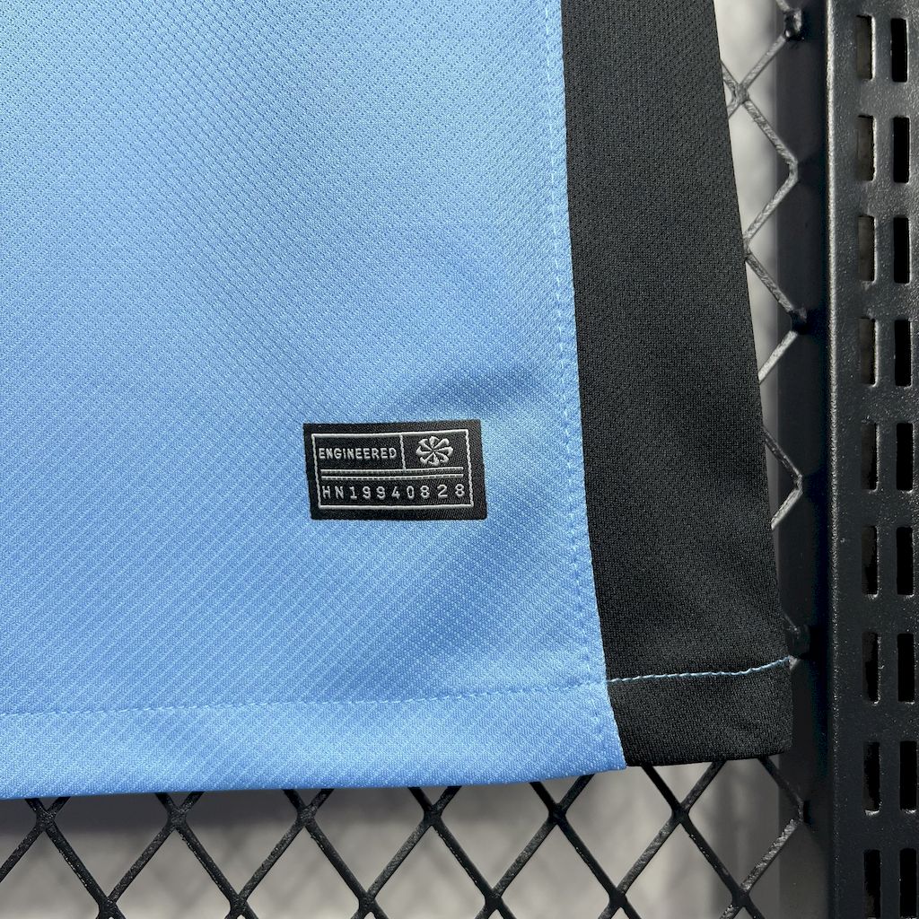 Camisa titular do Uruguai 2024/25