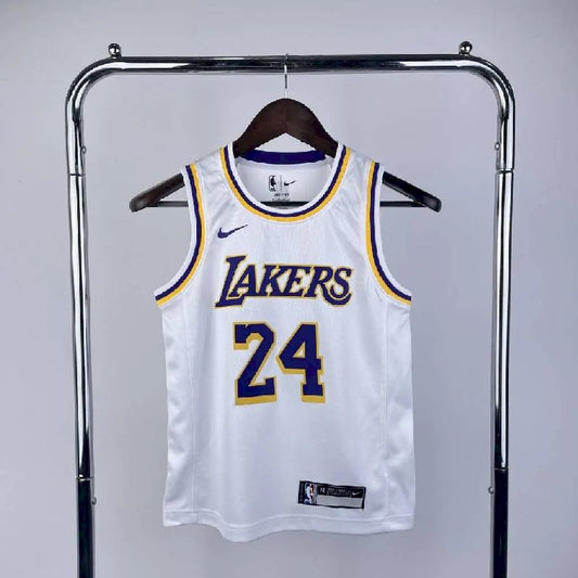 Camisa branca do time juvenil Kobe Bryant
