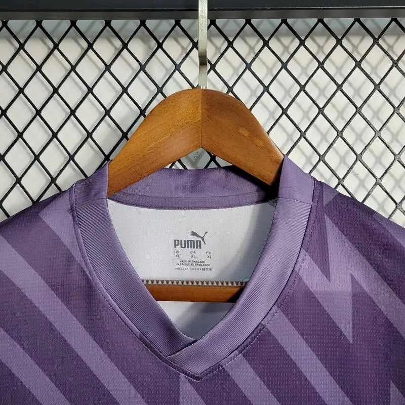 Men's Manchester City 2023/24 Goalkeeper Jersey