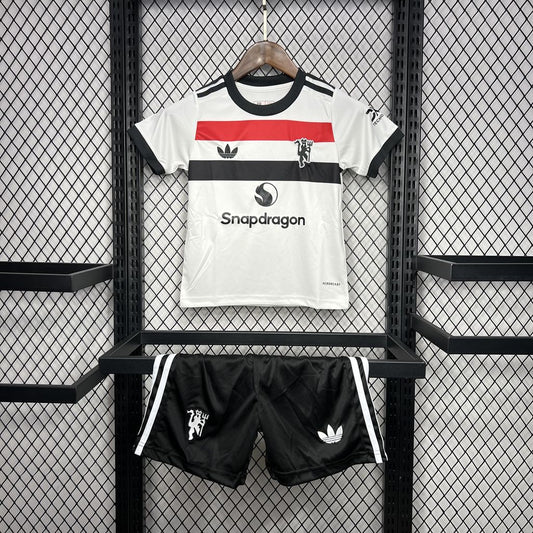 Terceiro uniforme infantil do Manchester United 2024/25