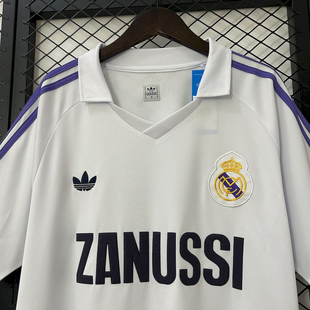 Camisa retrô do Real Madrid 1984/85