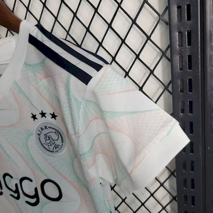 Uniforme reserva infantil do Ajax 2023/24