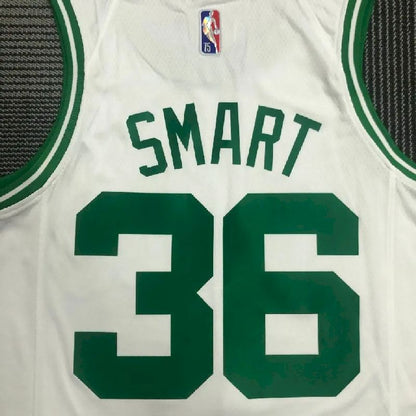 Camisa masculina Marcus Smart branca da equipe – Edição de 75º aniversário