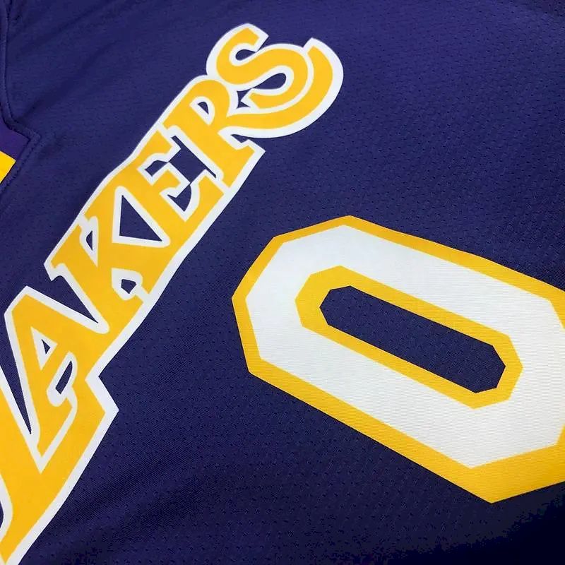 Camisa Masculina Kyle Kuzma Roxa Versão Jogador – Edição Clássica Retro