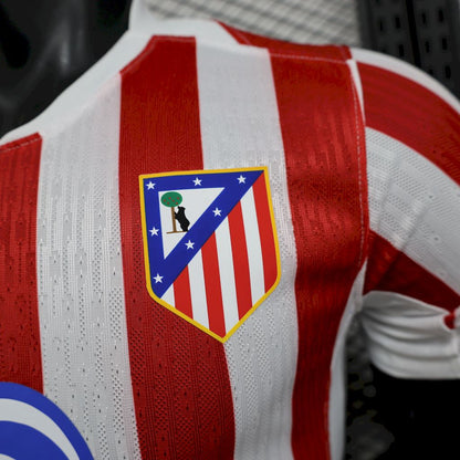Camisa titular do Atlético de Madrid 2025/26, versão jogador