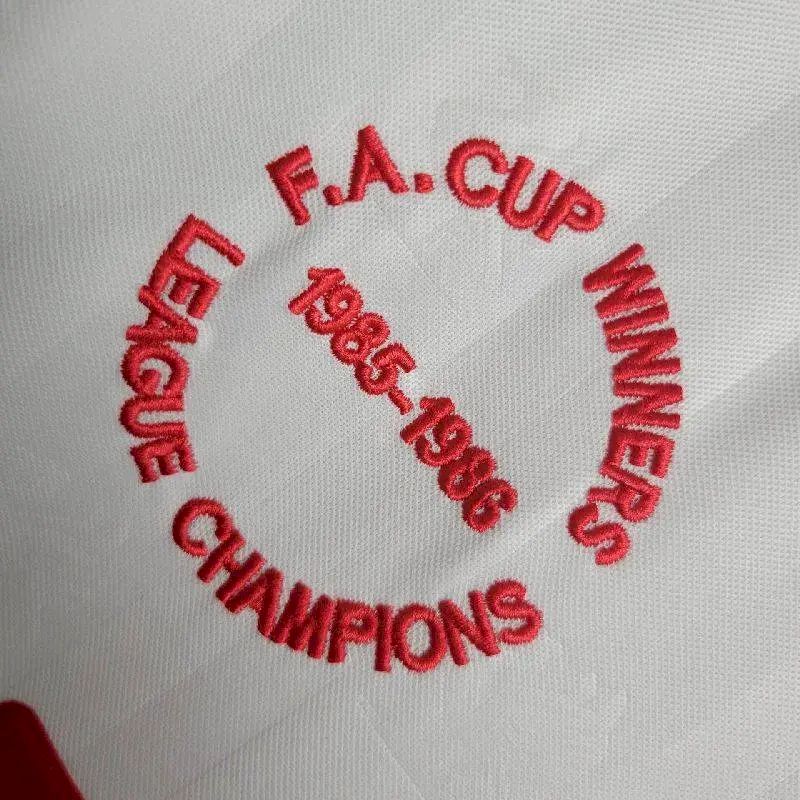 Camisa retrô reserva do Liverpool 1985/86
