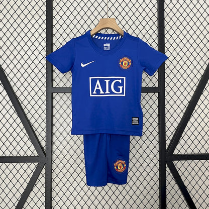 Camisa e shorts retrô infantil do Manchester United 2008/09