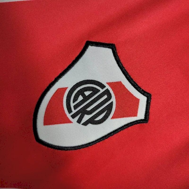Camisa titular do River Plate 2023/24