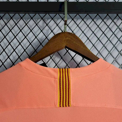 Terceira camisa retrô do Barcelona 2018/19