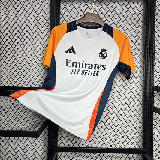 Camisa 4 do Real Madrid para o treino pré-jogo 2024/25