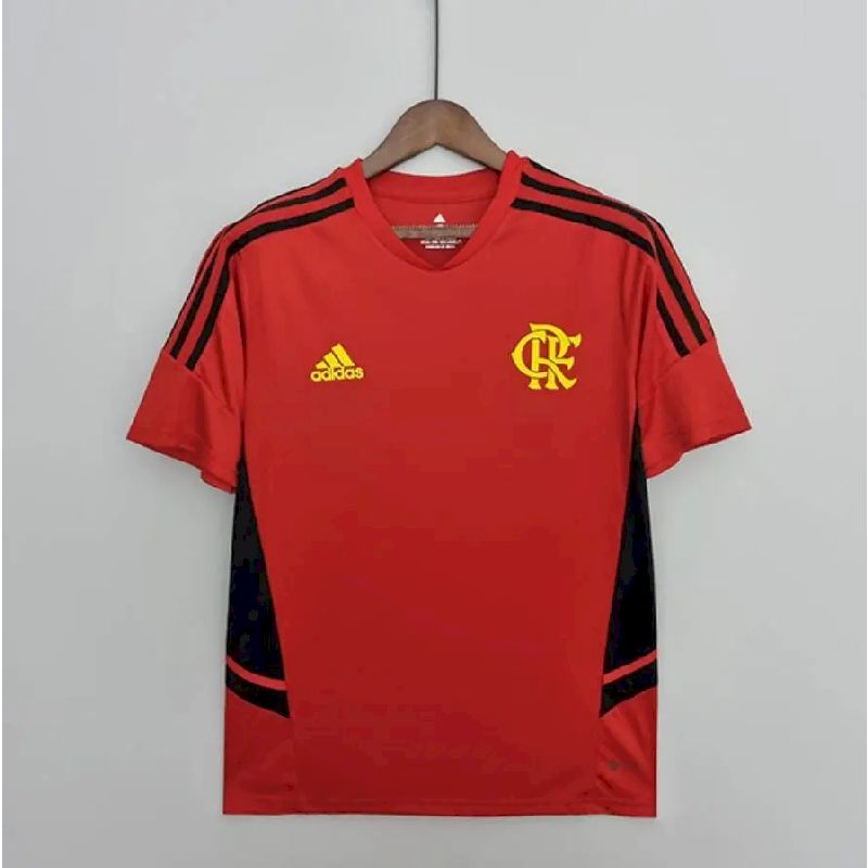 Camisa de treino do Flamengo 2022/23 vermelha