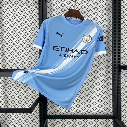 Camisa titular do Manchester City 2025/26