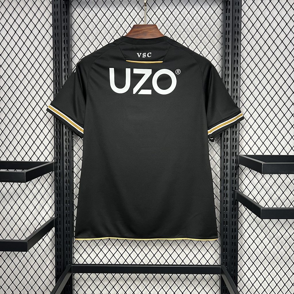 Vitória de Guimarães 2024/25 Away Jersey