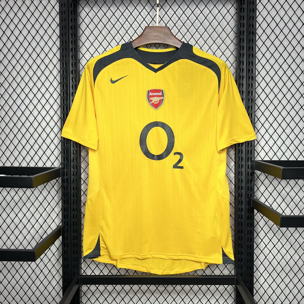 Camisa retrô reserva do Arsenal 2005/06
