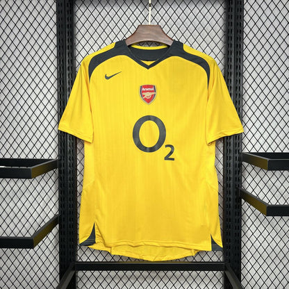 Camisa retrô reserva do Arsenal 2005/06