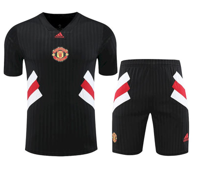 Camisa de treino adulto + short Manchester United 2023/24 418