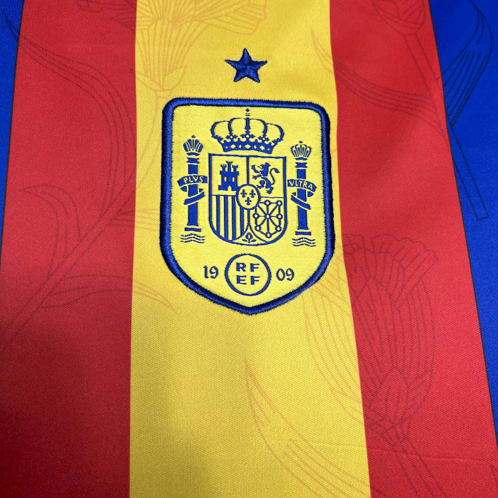 Camisa de treino pré-jogo da Espanha para a Eurocopa 2024/25