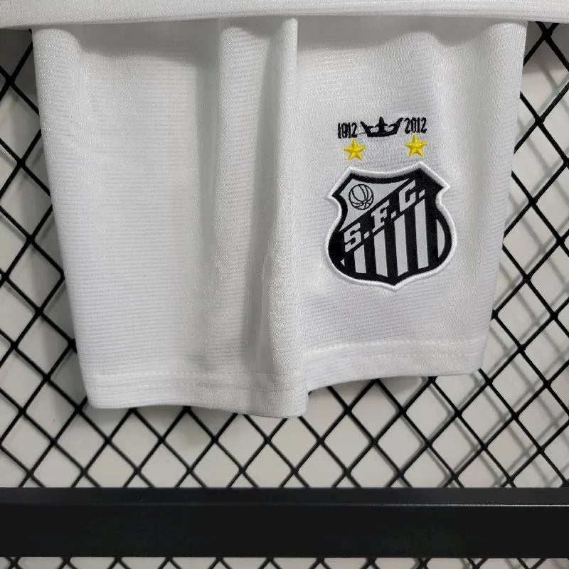 Camisa e shorts retrô infantil Santos 2011/12