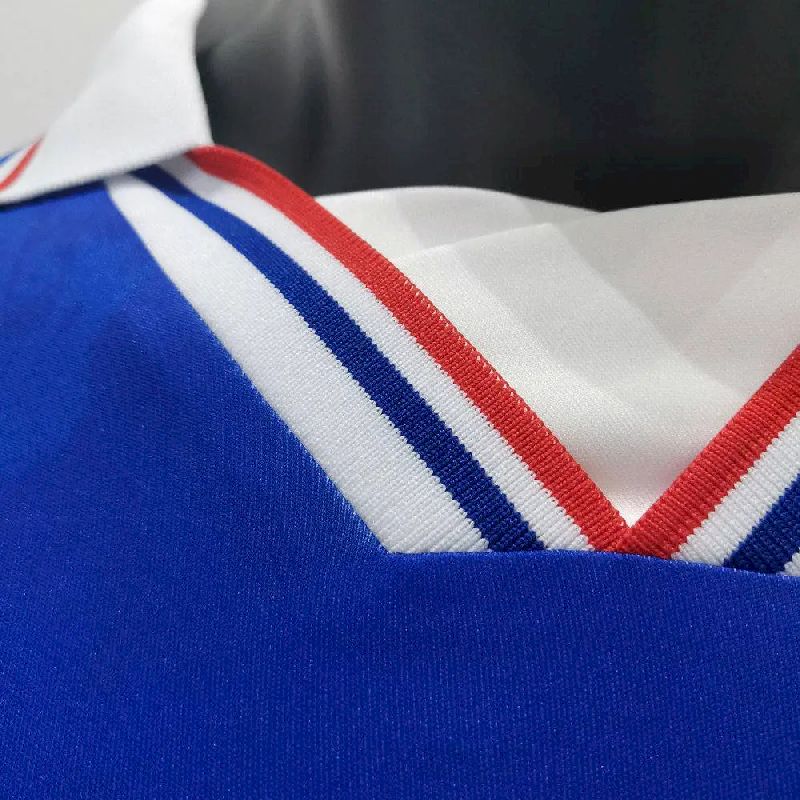 Camisa reserva retrô da Croácia de 1998