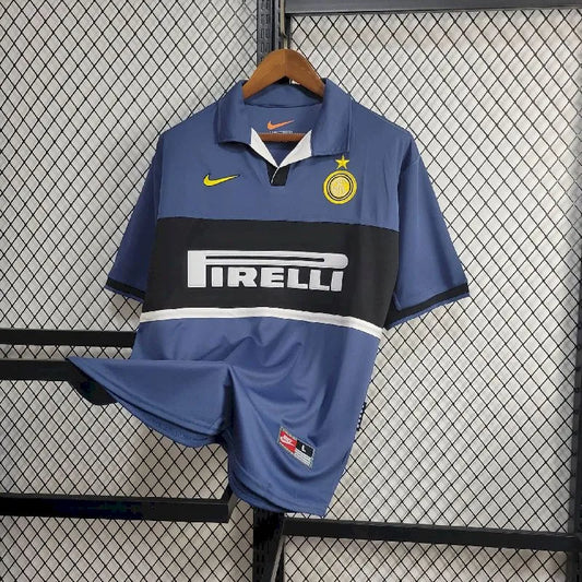 Camisa retrô reserva do Inter de Milão 1998/99