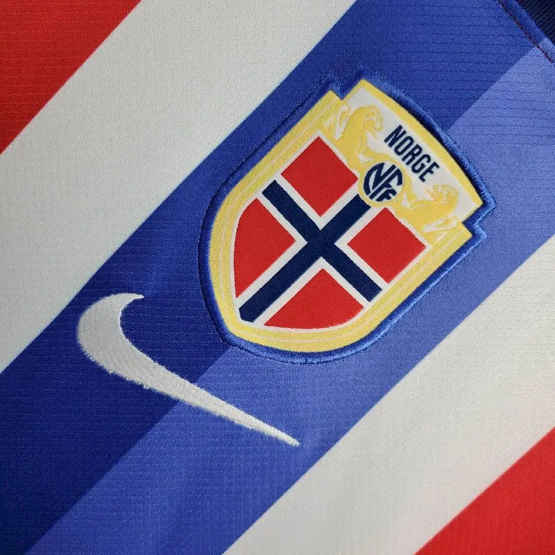 Camisa titular da Noruega 2024/25