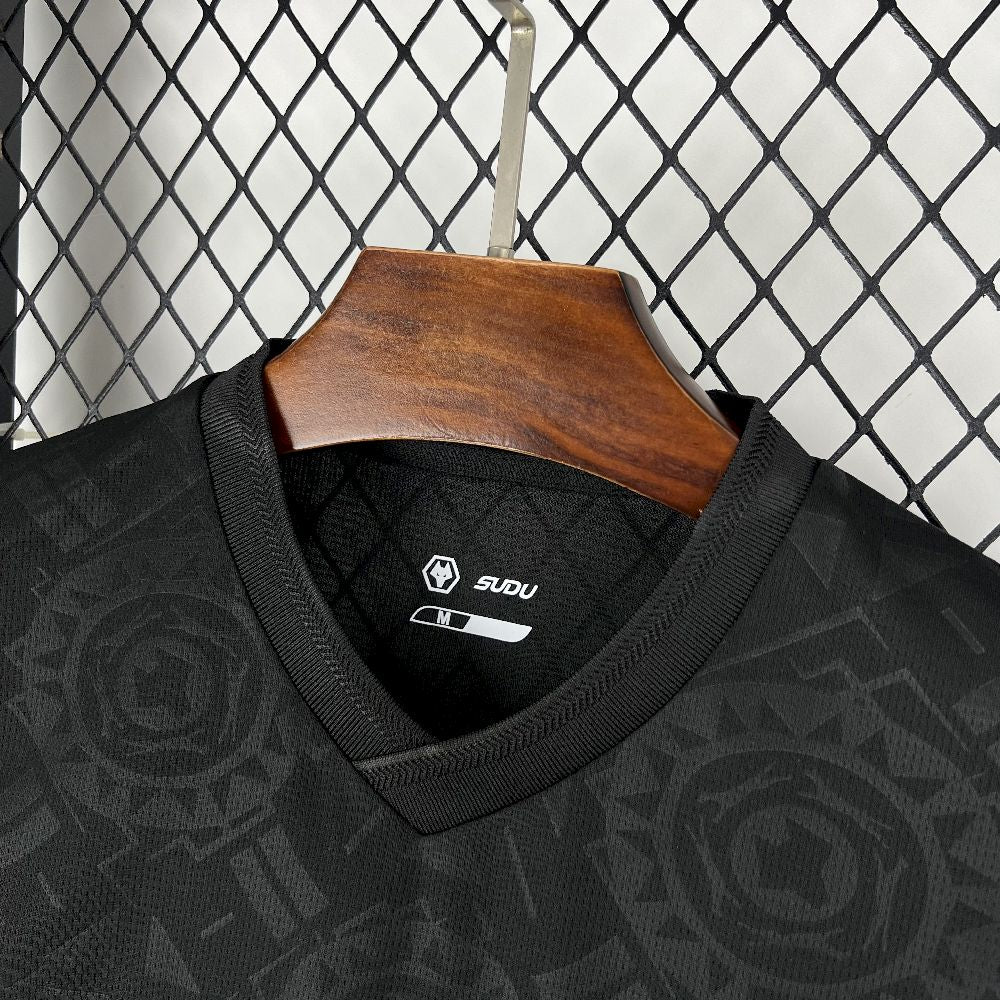 Men's Wolverhampton 2025/26 Goalkeeper Jersey