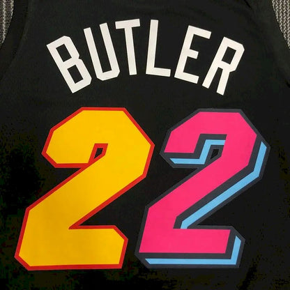Camisa masculina Jimmy Butler preta 2021-22 Swingman Team – Edição City