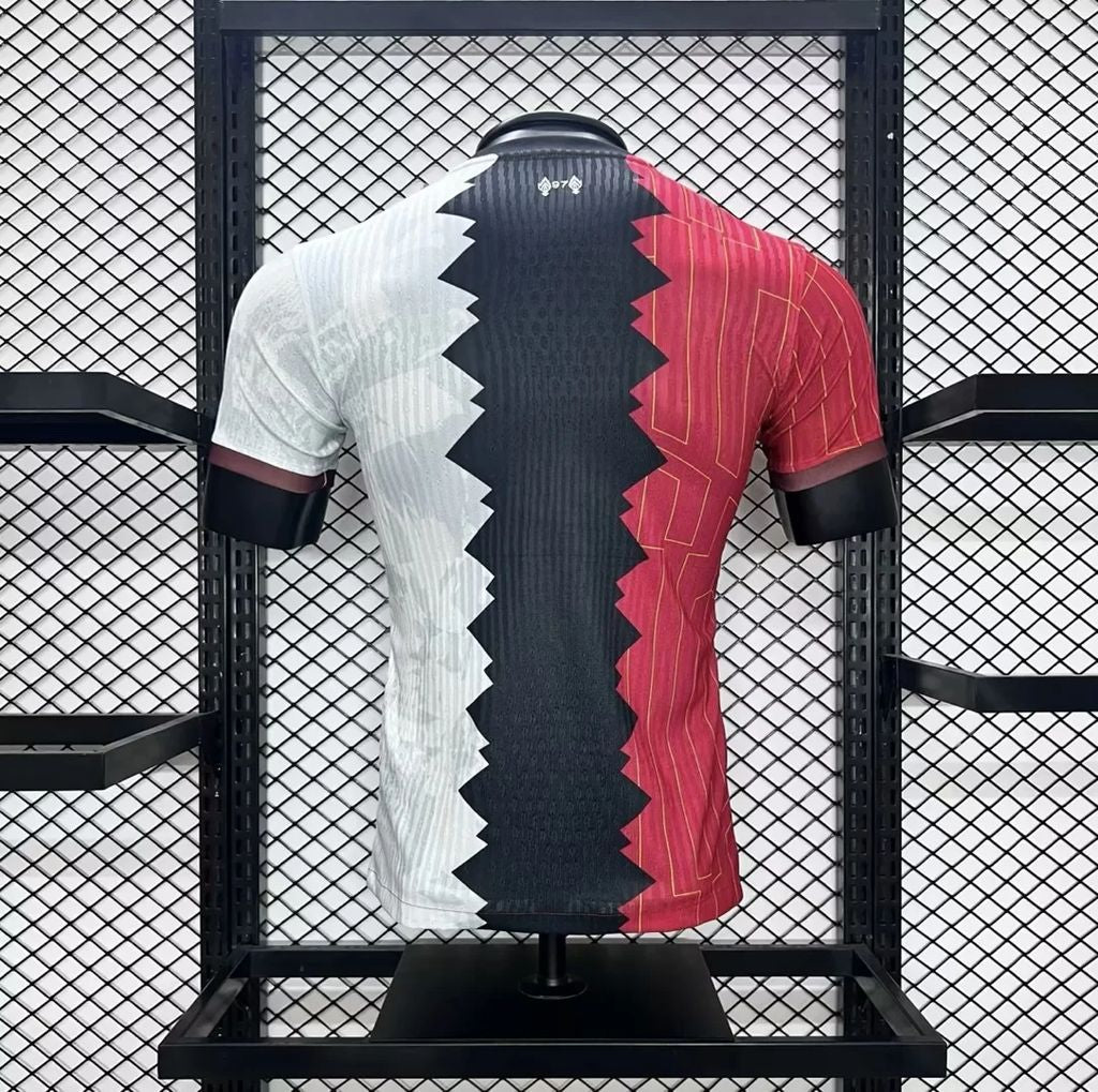 Men's Liverpool 2024/25 Three-color Jersey Player Version