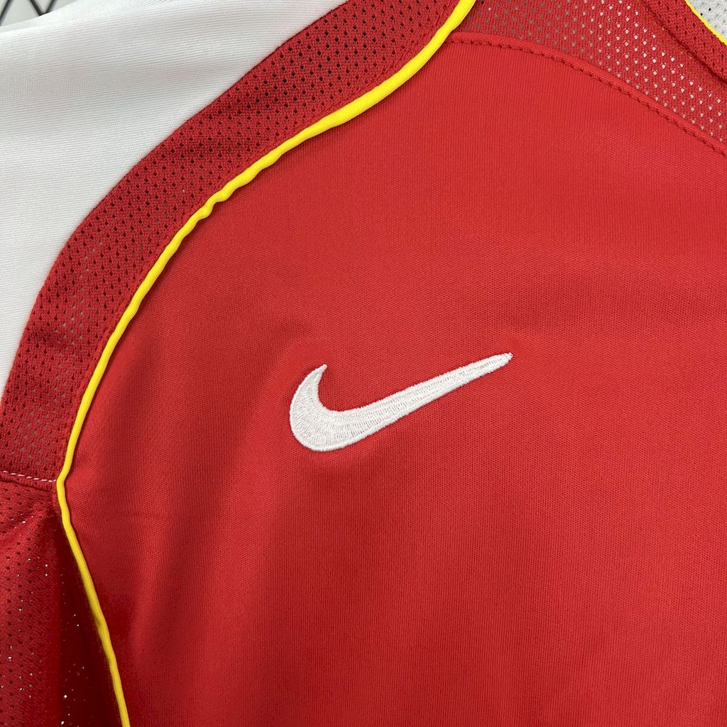 Camisa retrô do Arsenal 2004/05