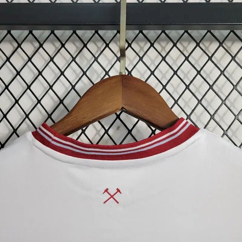 Kit reserva infantil do West Ham United 2023/24