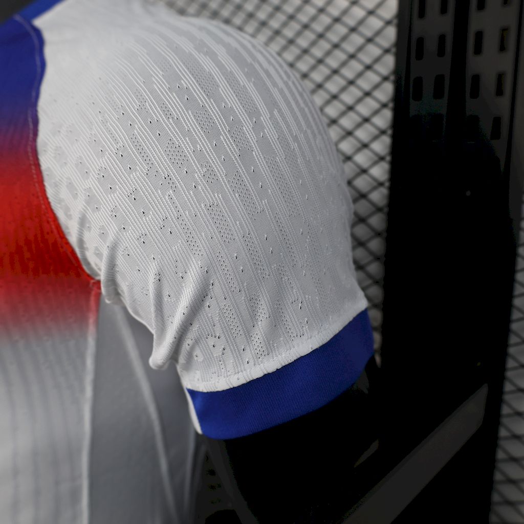 Men's England 2025/26 Home Player Version